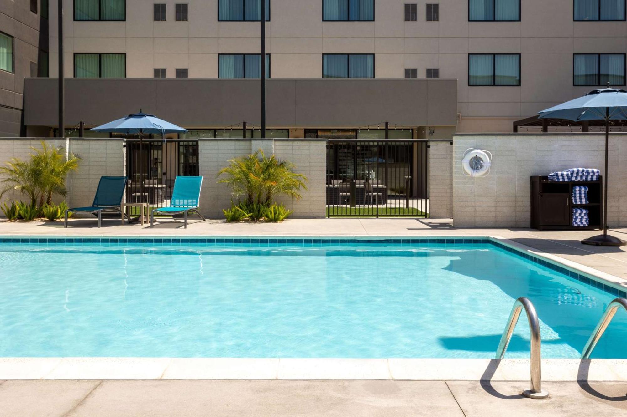Homewood Suites By Hilton Cypress Orange County Exterior foto